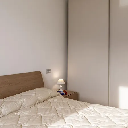 Gelsomino - Gla125 By Interhome * Gera Lario