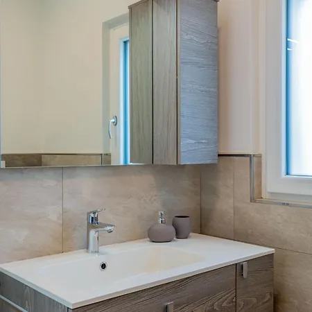 Vakantiehuis Gelsomino - Gla125 By Interhome Gera Lario
